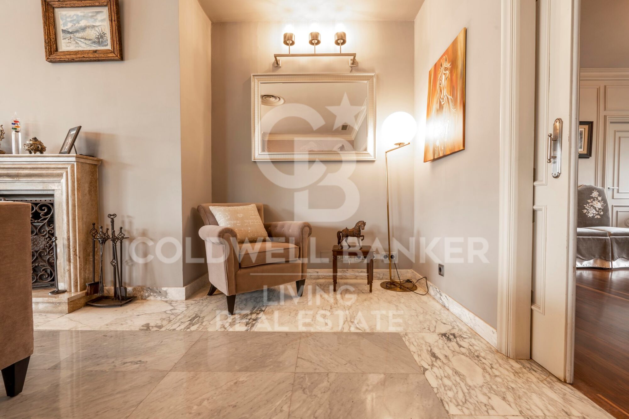 Elegante chalet independiente en venta en La florida Madrid