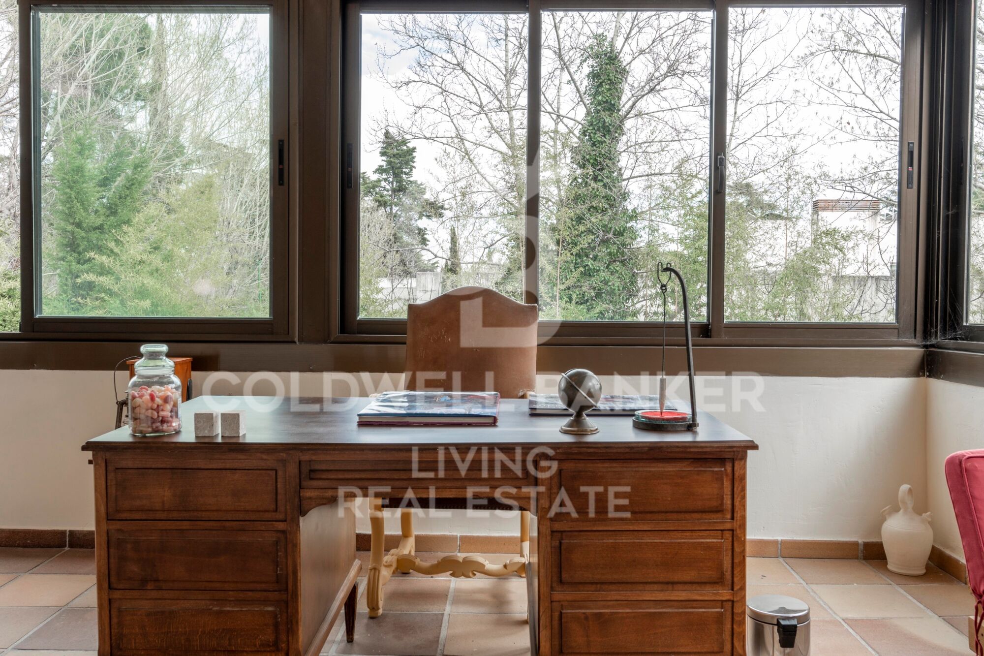 House 9 Bedrooms Sale Madrid