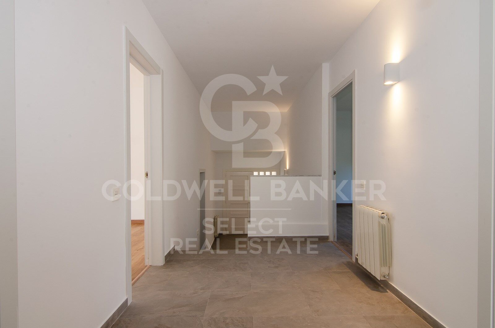 CHARMING NEWLY RENOVATED HOUSE. Opportunity!
