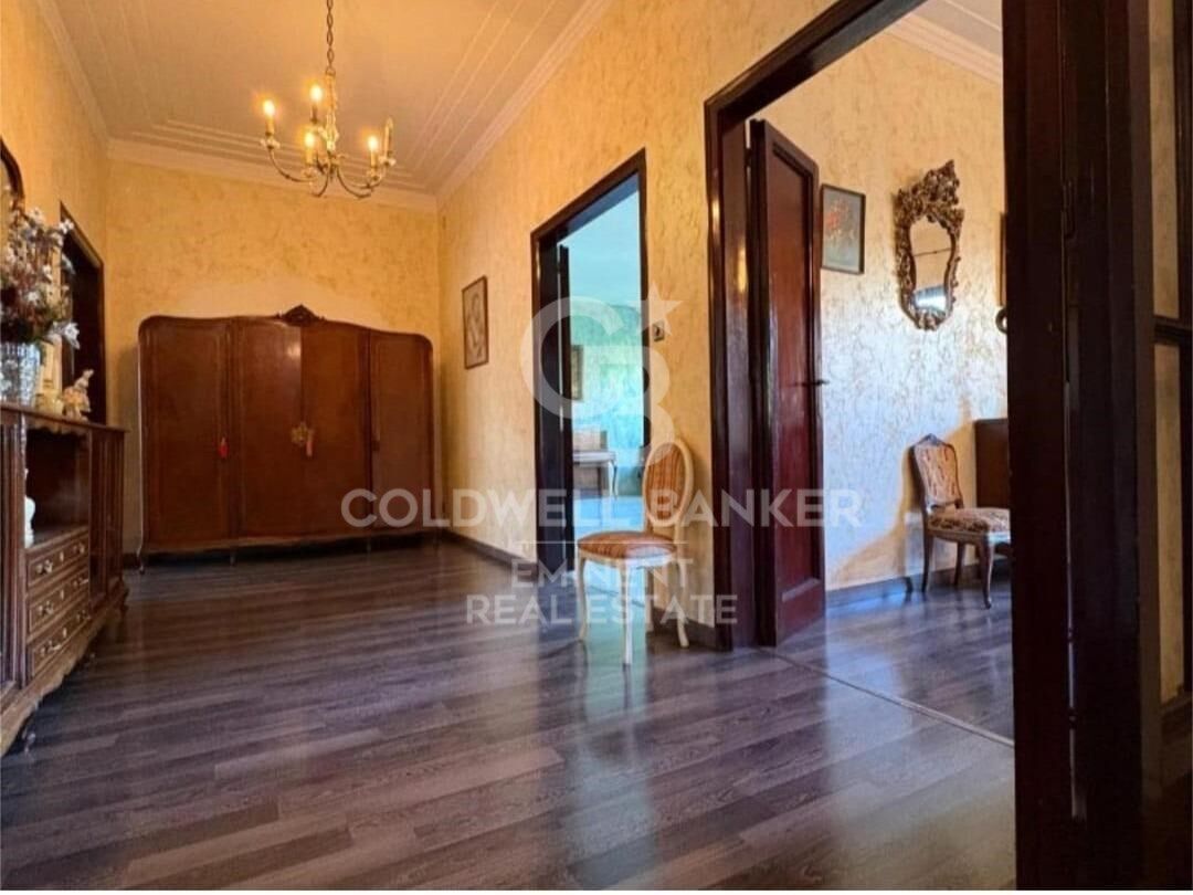 Chalet 8 Bedrooms Sale Barcelona