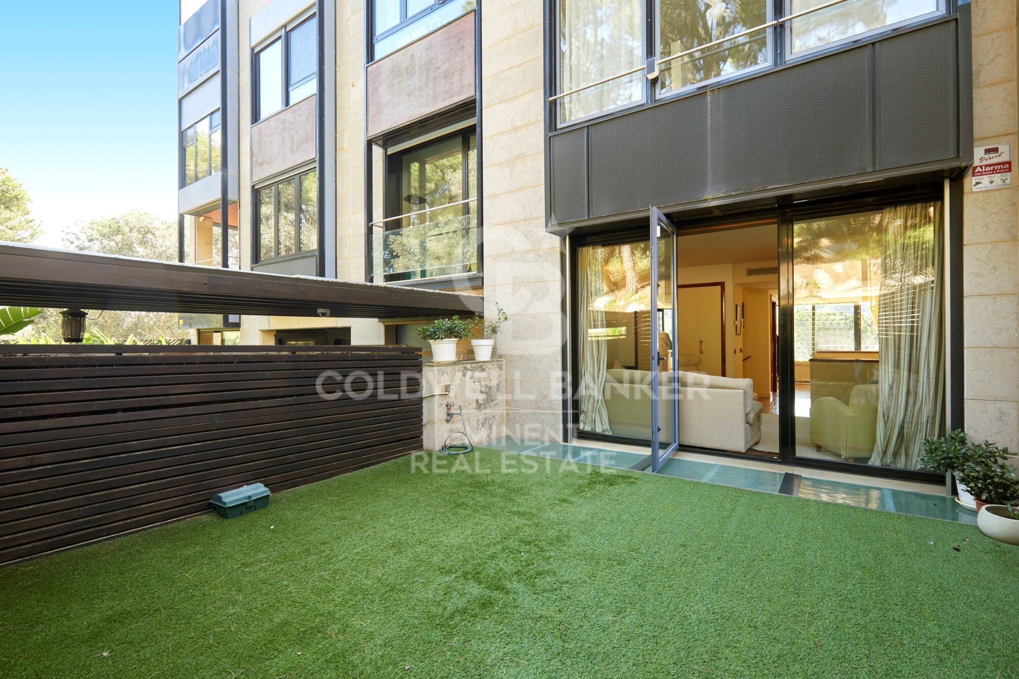 Chalet pareado en venta en Calle de Can Caralleu