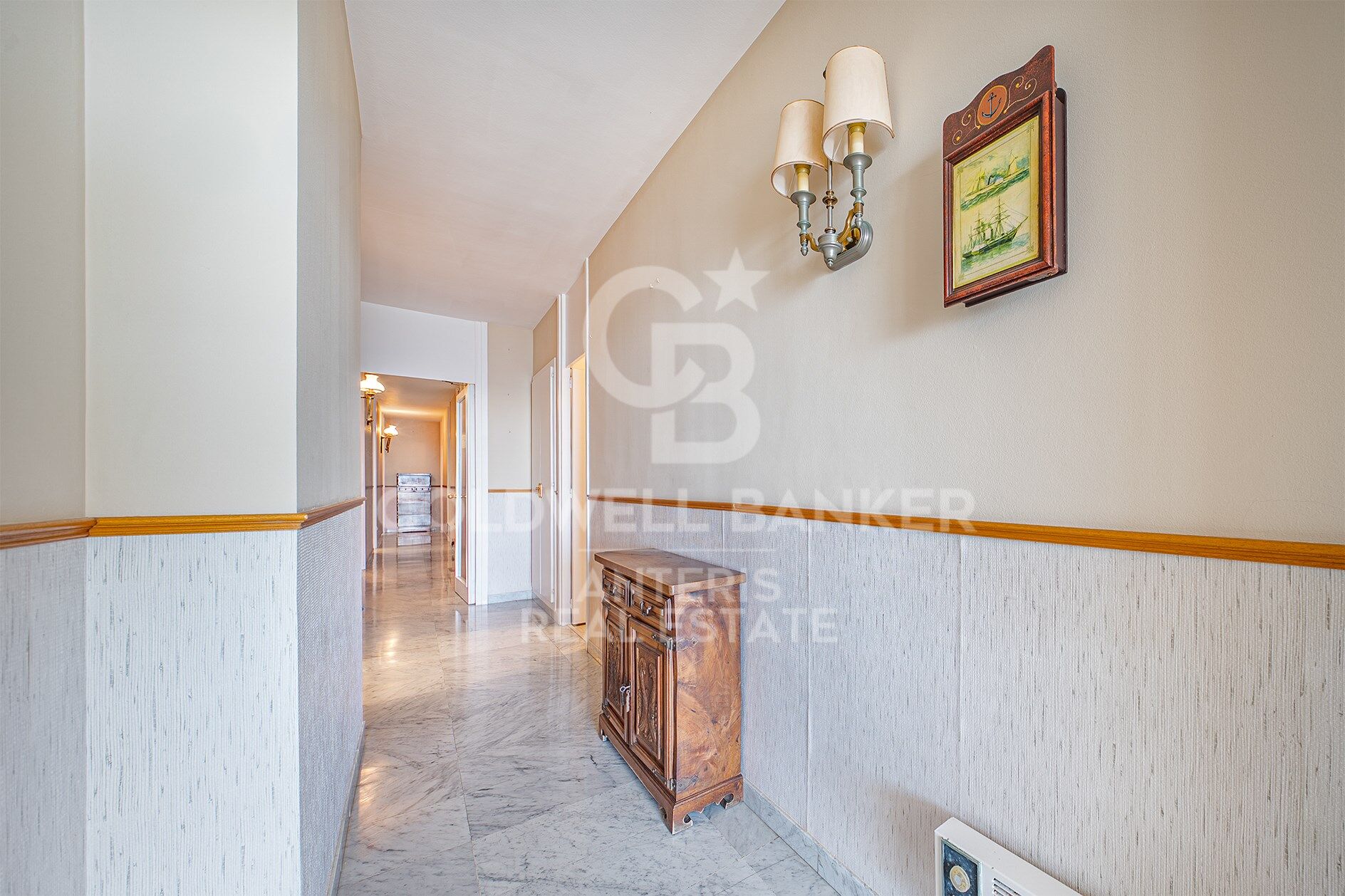 Seafront apartment with terrace and open sea views in Lloret de Mar, with the option to purchase a parking space