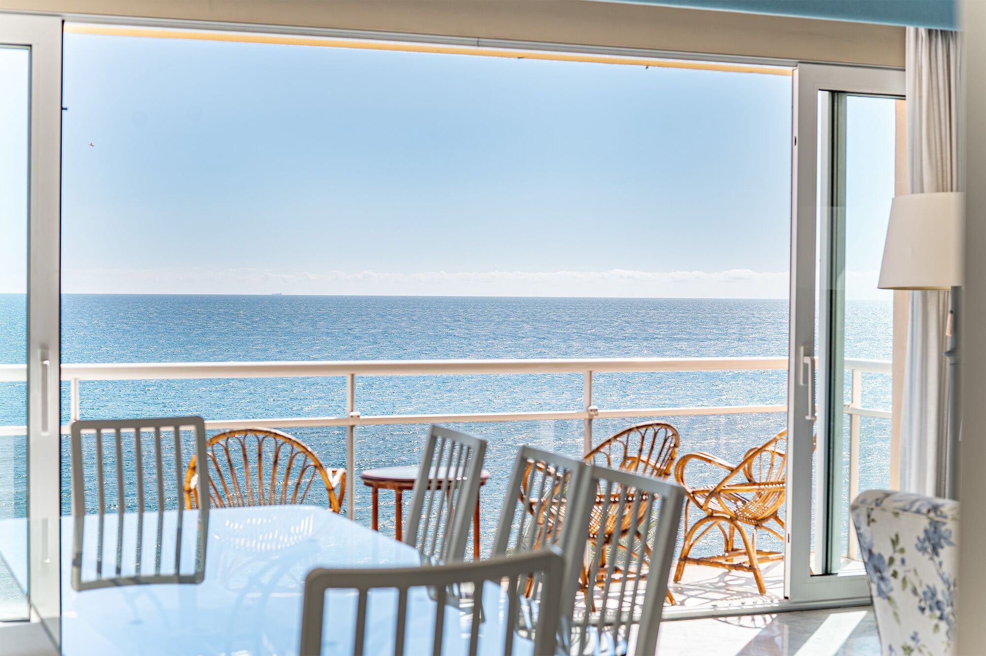 Seafront apartment with terrace and open sea views in Lloret de Mar, with the option to purchase a parking space