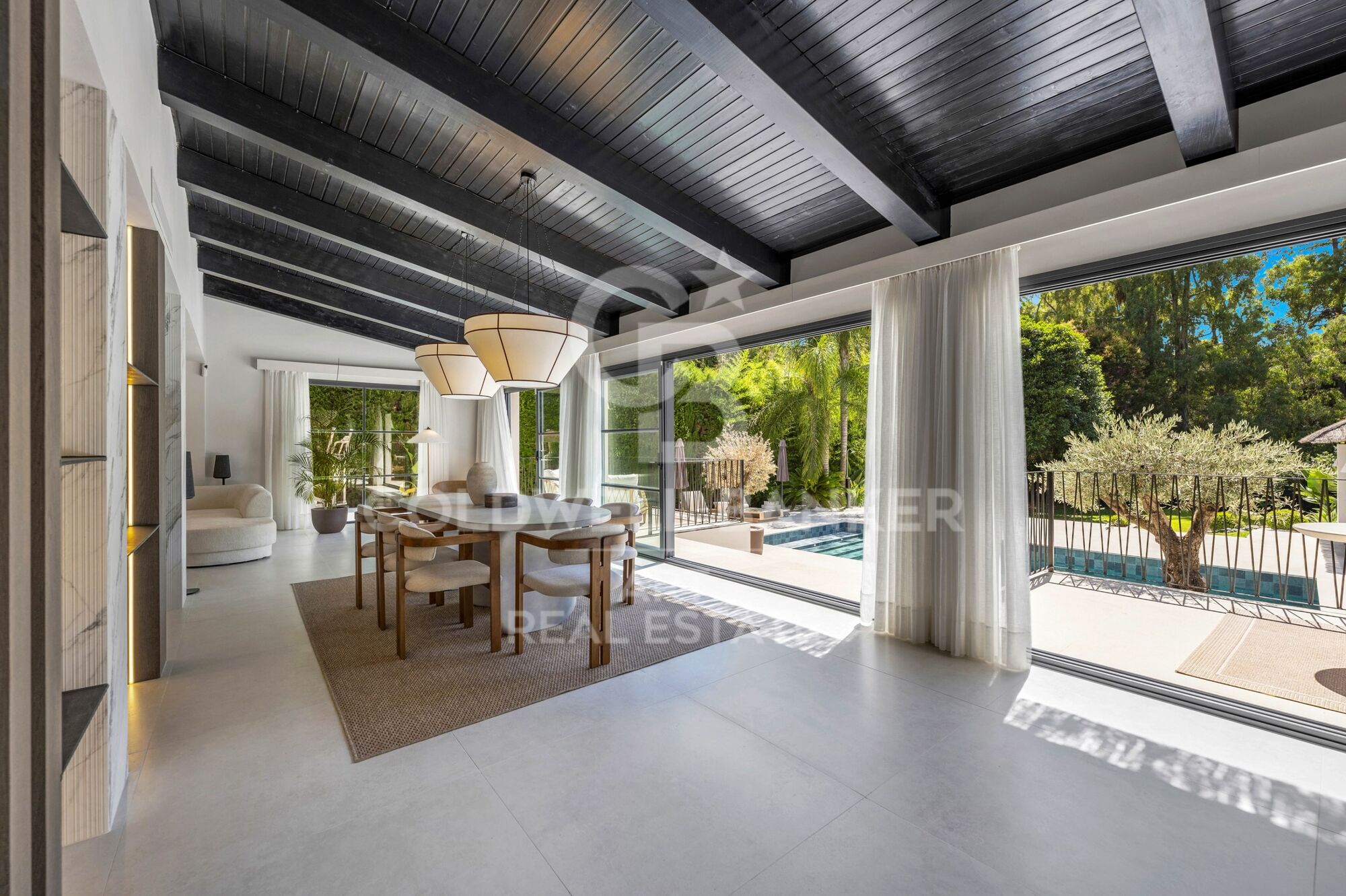 Luxusvilla im Japandi-Stil in Nueva Andalucía, Marbella