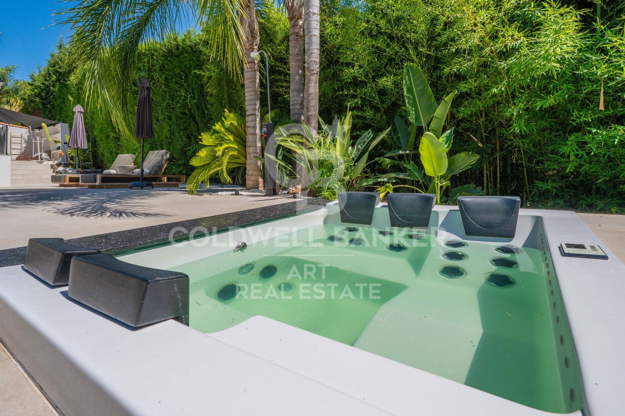 Luxusvilla im Japandi-Stil in Nueva Andalucía, Marbella