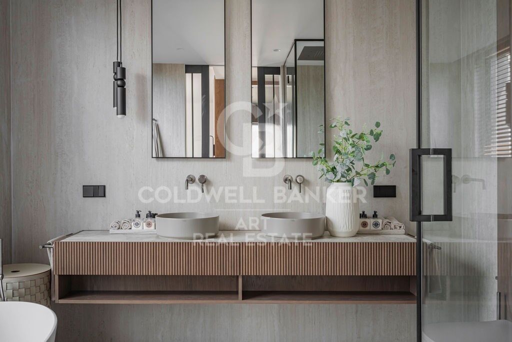 Zeitgenössische Luxusvilla in Marbesa - Marbella