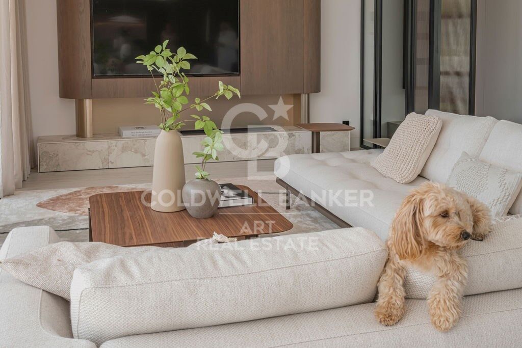 Zeitgenössische Luxusvilla in Marbesa - Marbella