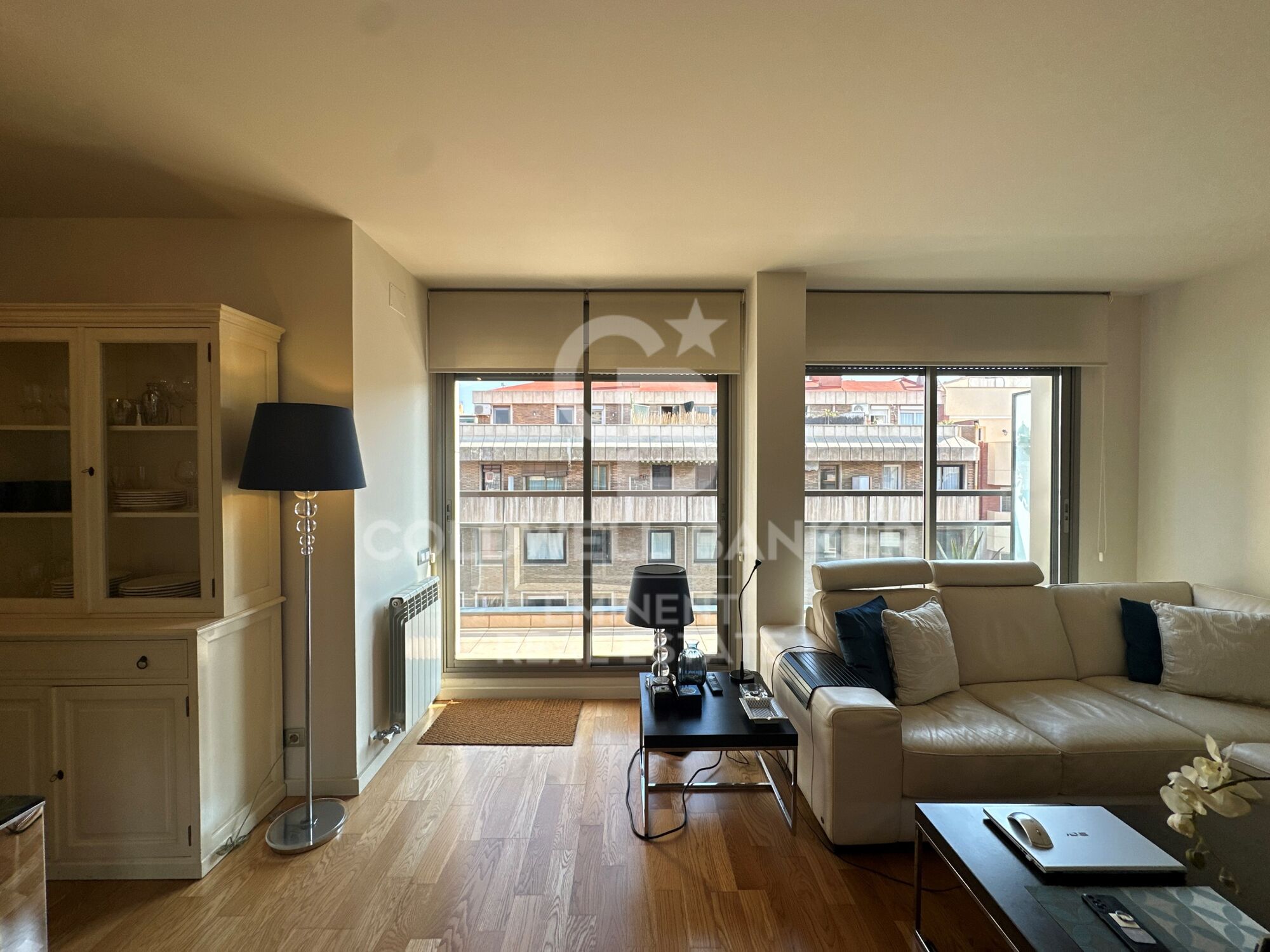 Exclusive renovated penthouse with large terrace and panoramic views in Barcelona