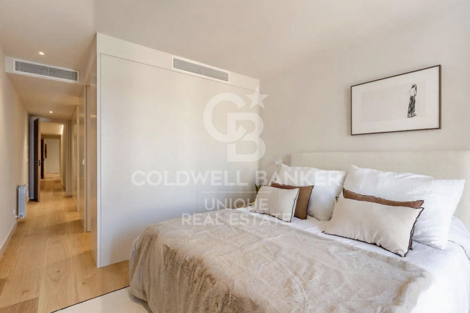 Appartement extérieur rénové avec terrasse, garage et débarras à Recoletos, Madrid
