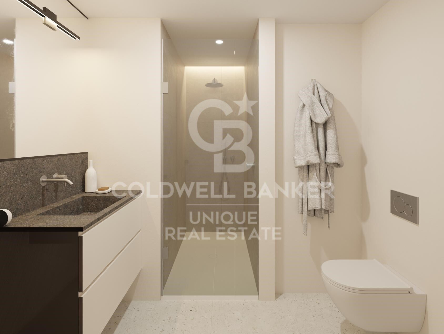 Renovated exterior flat with terrace, garage and storage room in Recoletos, Madrid