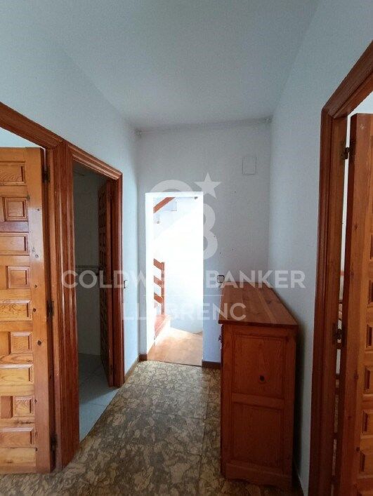 Maison avec terrain, 2 fincas, louée à la vente à Vallvidrera