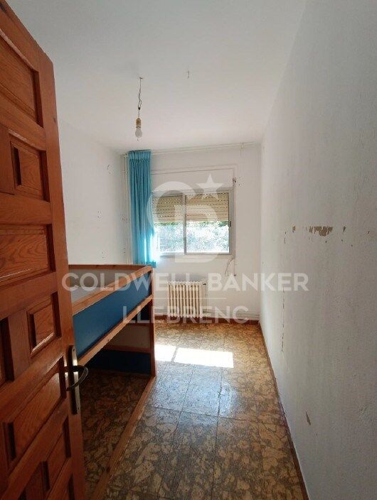 House with land, 2 fincas, rented for sale in Vallvidrera