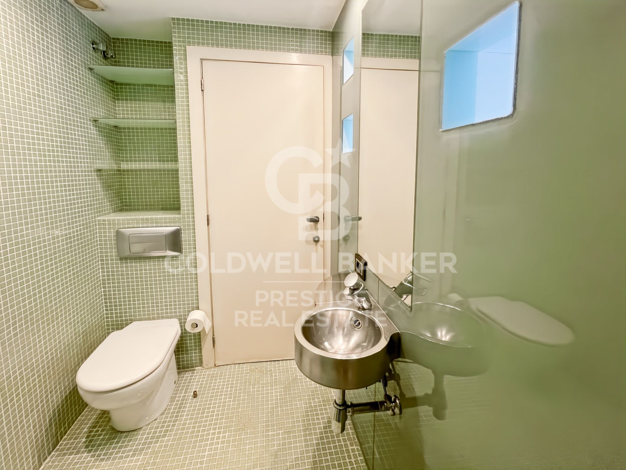 Luminoso piso exterior con vistas en Les Corts