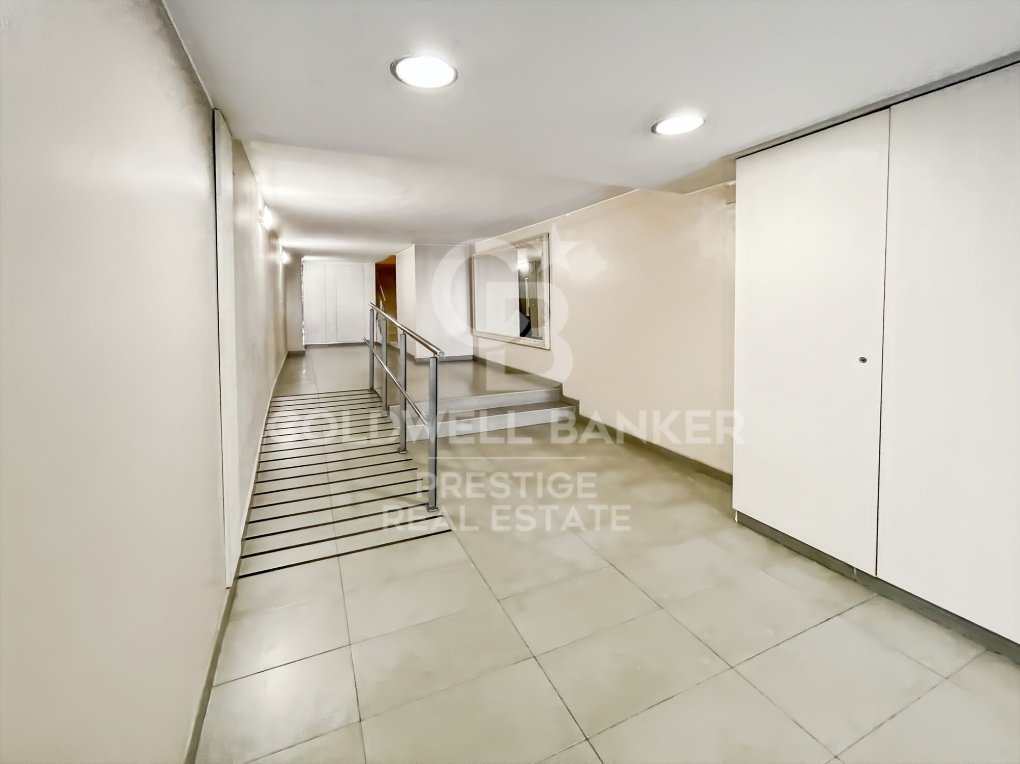 Luminoso piso exterior con vistas en Les Corts