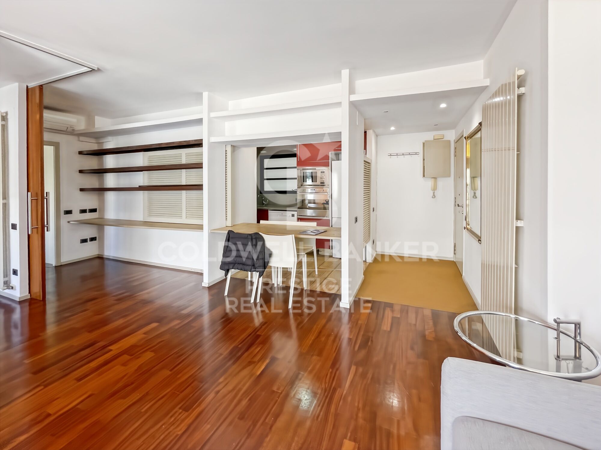 Bright and exterior apartment with views in Les Corts