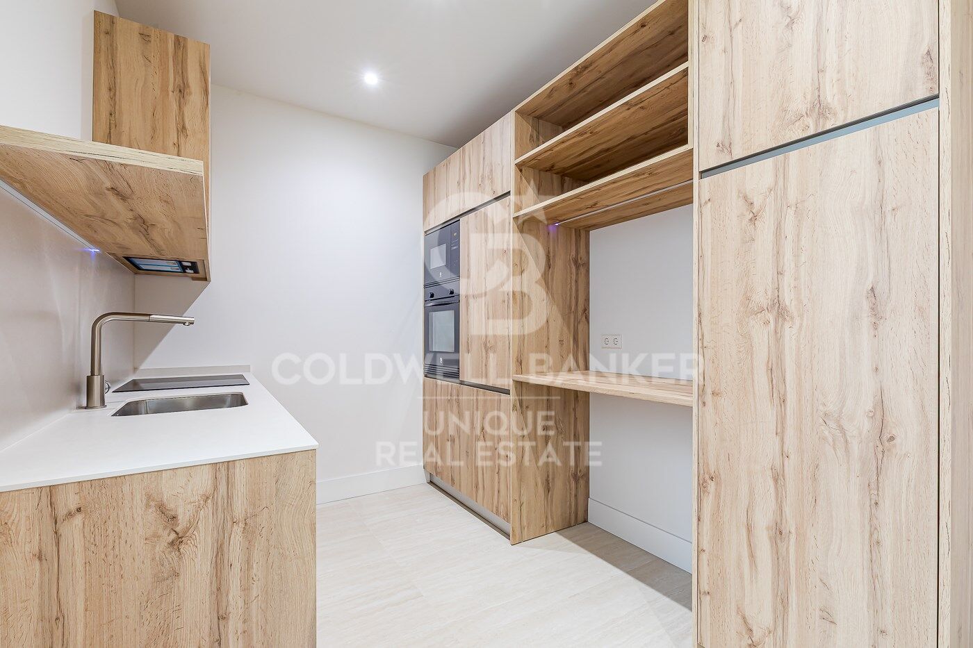 Piso exterior reformado en Malasaña, Madrid