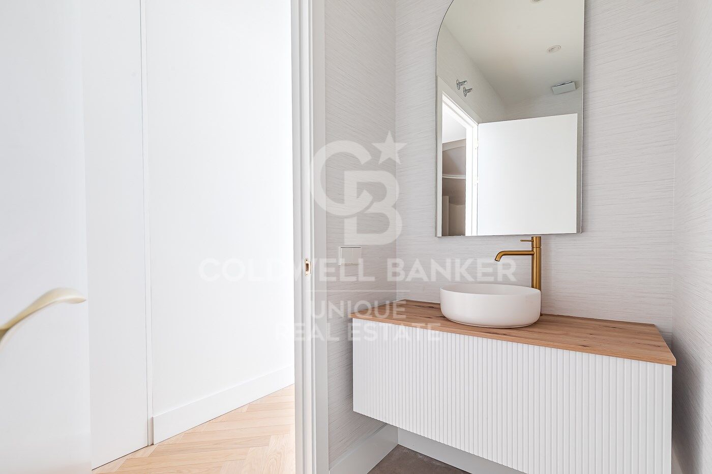 Piso exterior reformado en Malasaña, Madrid