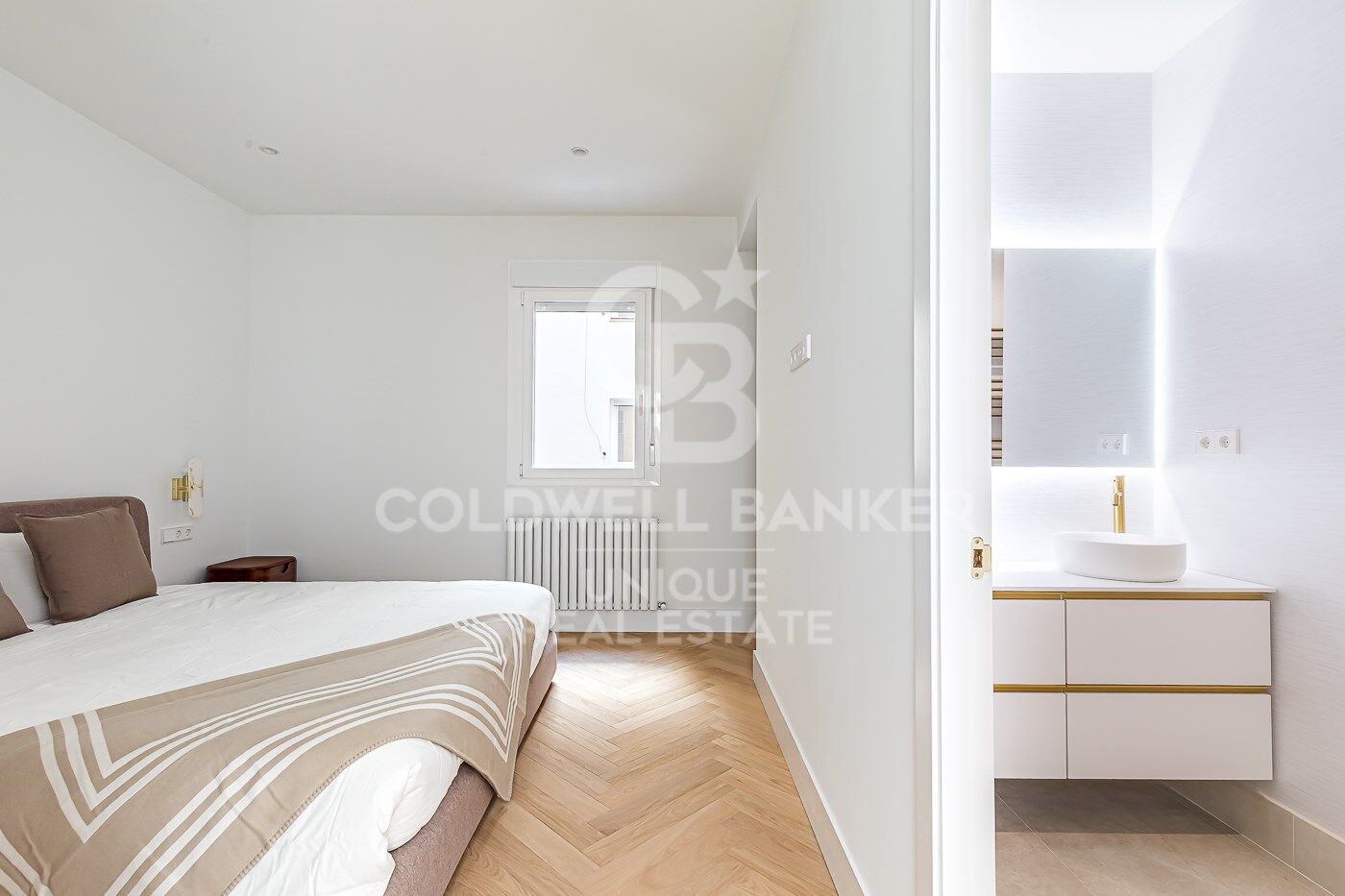 Piso exterior reformado en Malasaña, Madrid