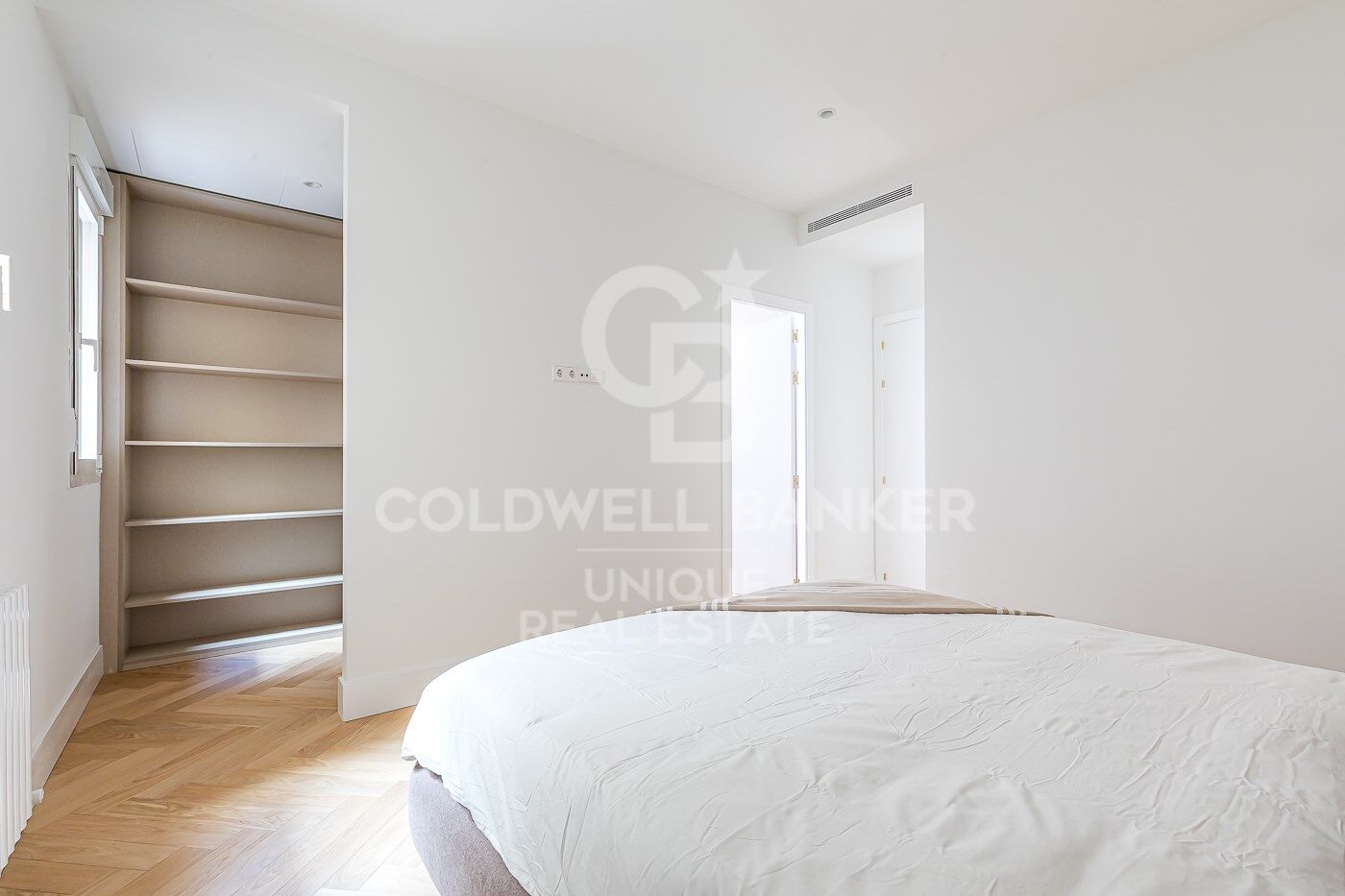 Piso exterior reformado en Malasaña, Madrid