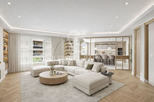 Piso exterior reformado con garaje y trastero en Trafalgar, Madrid