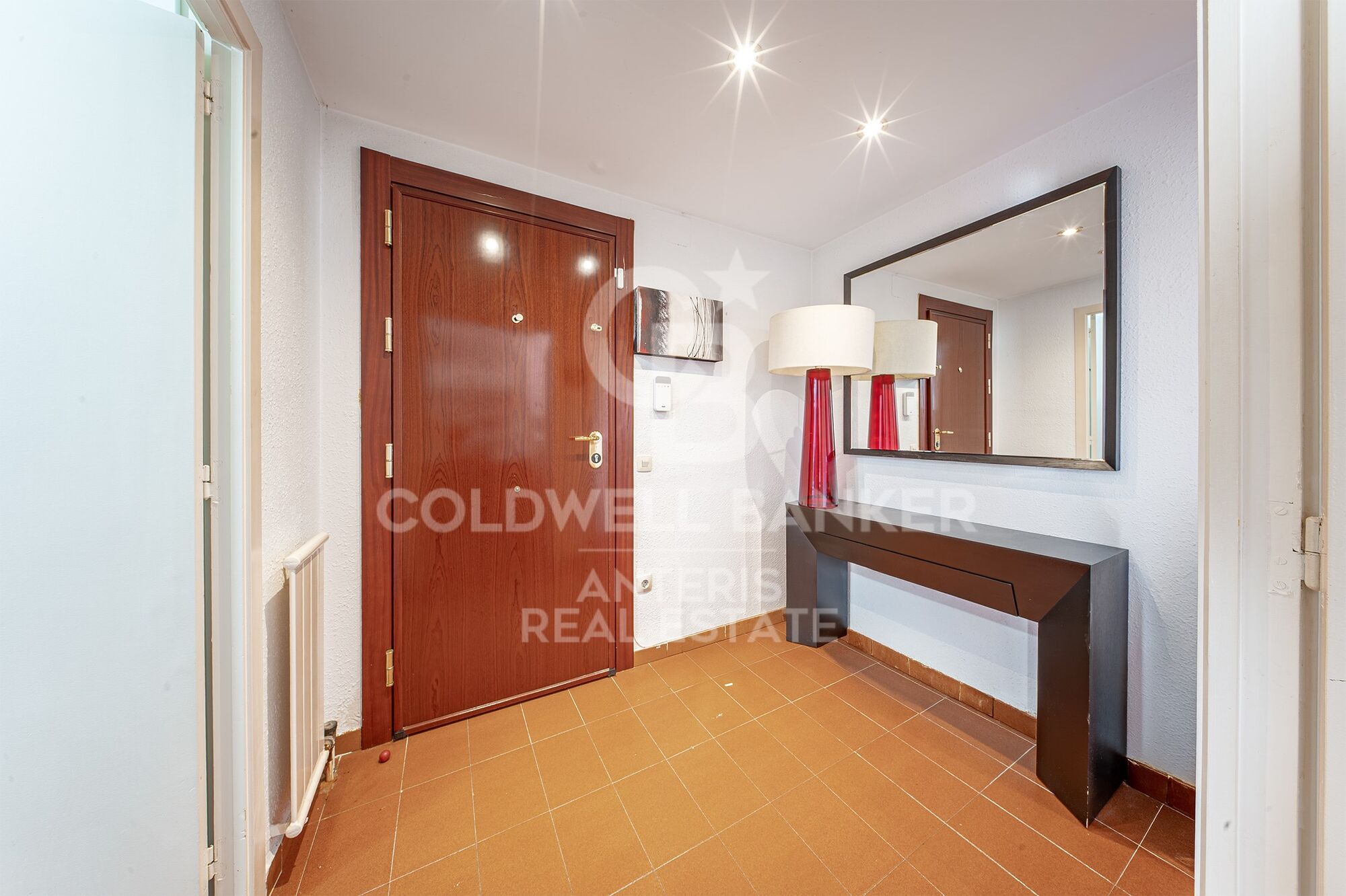 Piso alto en venta en primera línea de mar en Playa de Fenals, Lloret de Mar