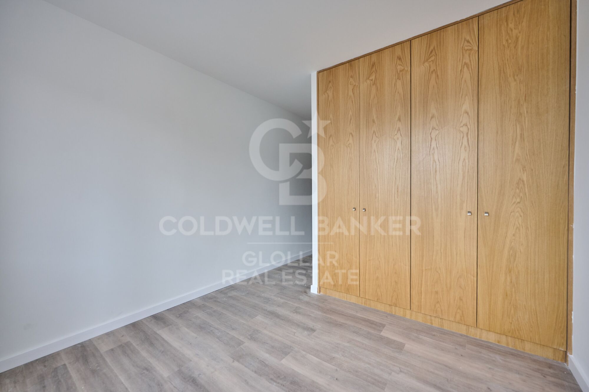 Apartment 3 Bedrooms Sale Osséja