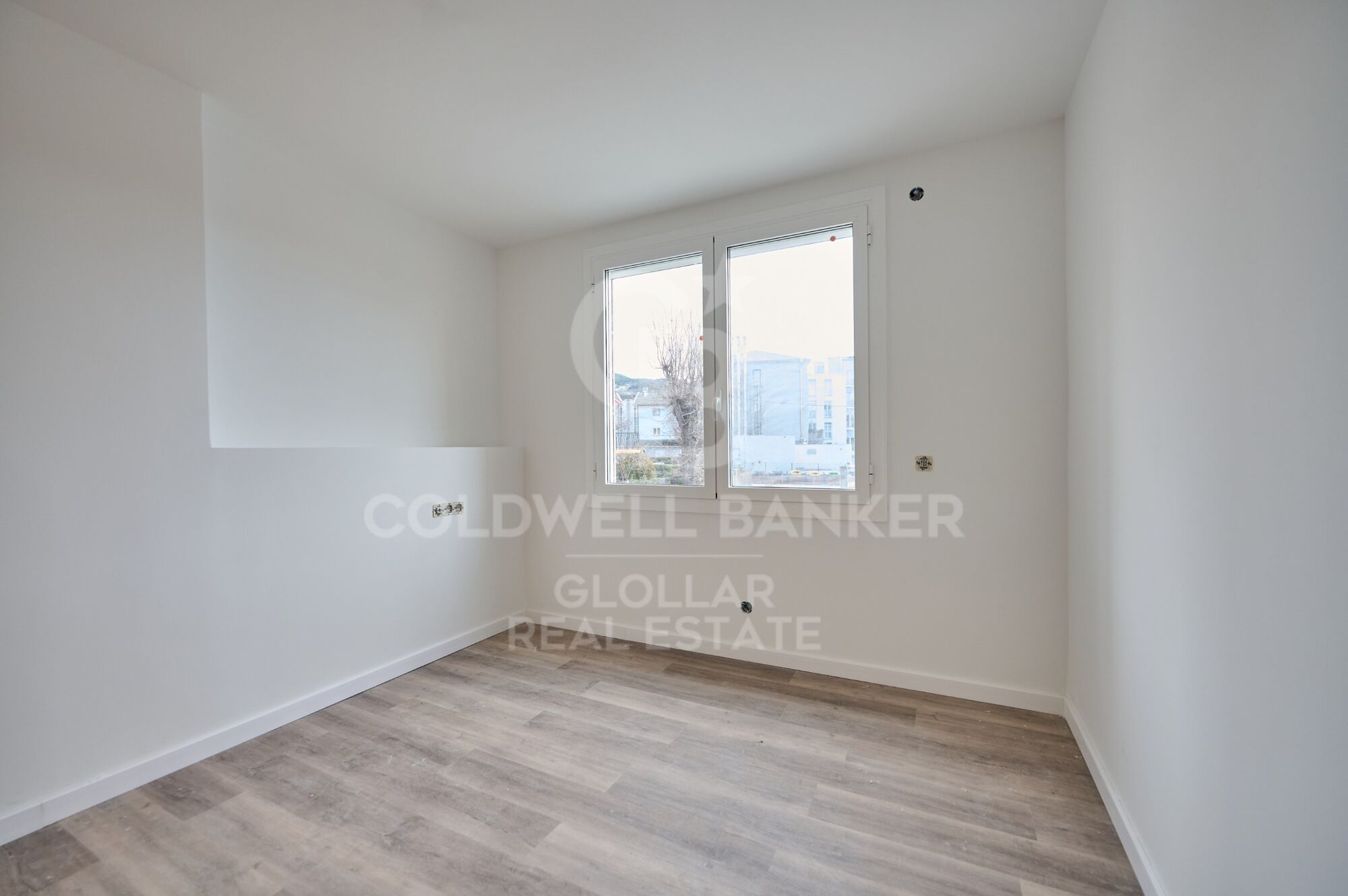 Apartment 3 Bedrooms Sale Osséja