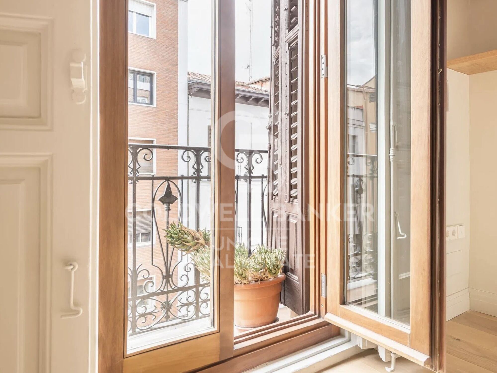 Appartement extérieur rénové au centre de Madrid