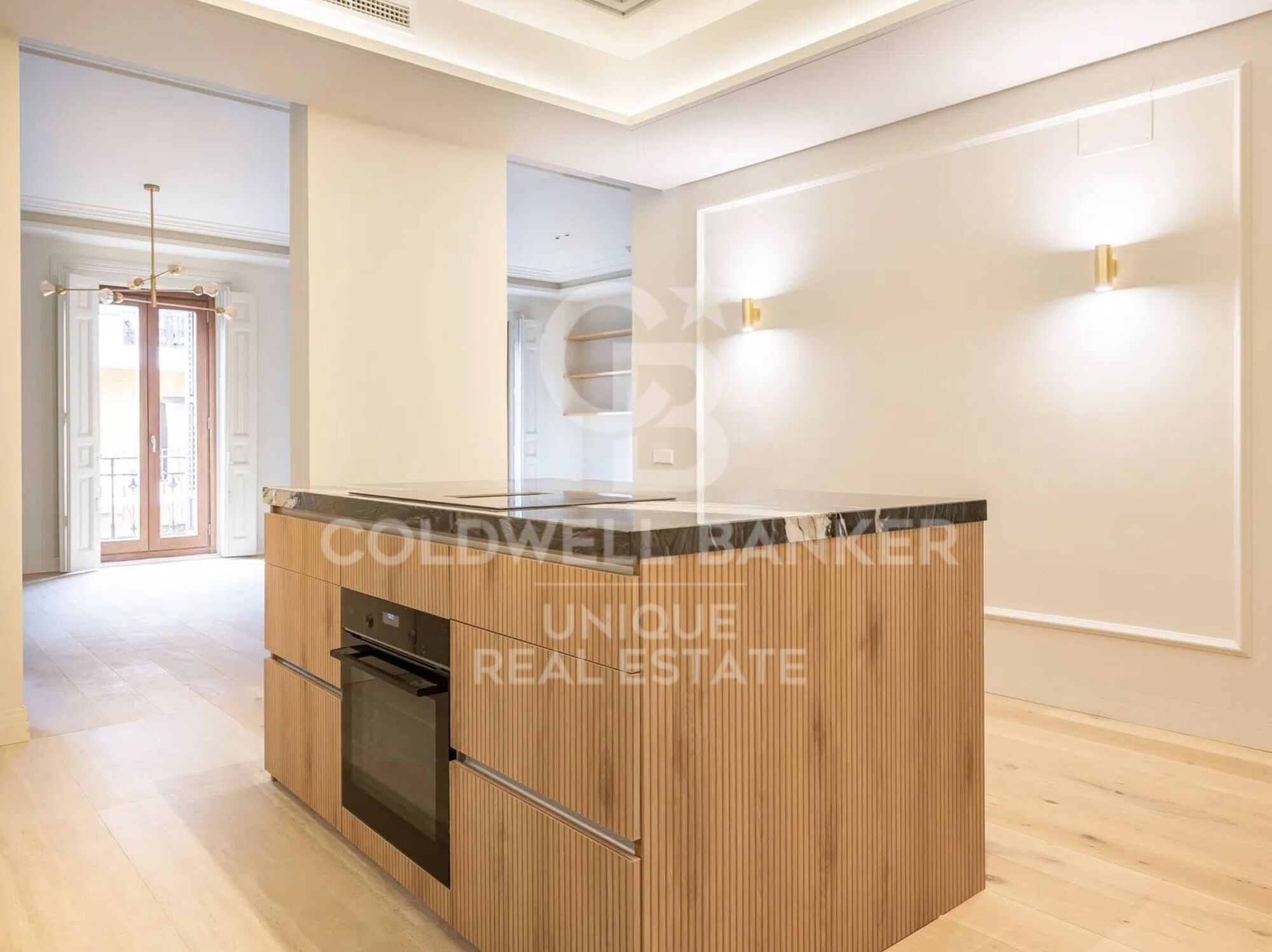 Appartement extérieur rénové au centre de Madrid