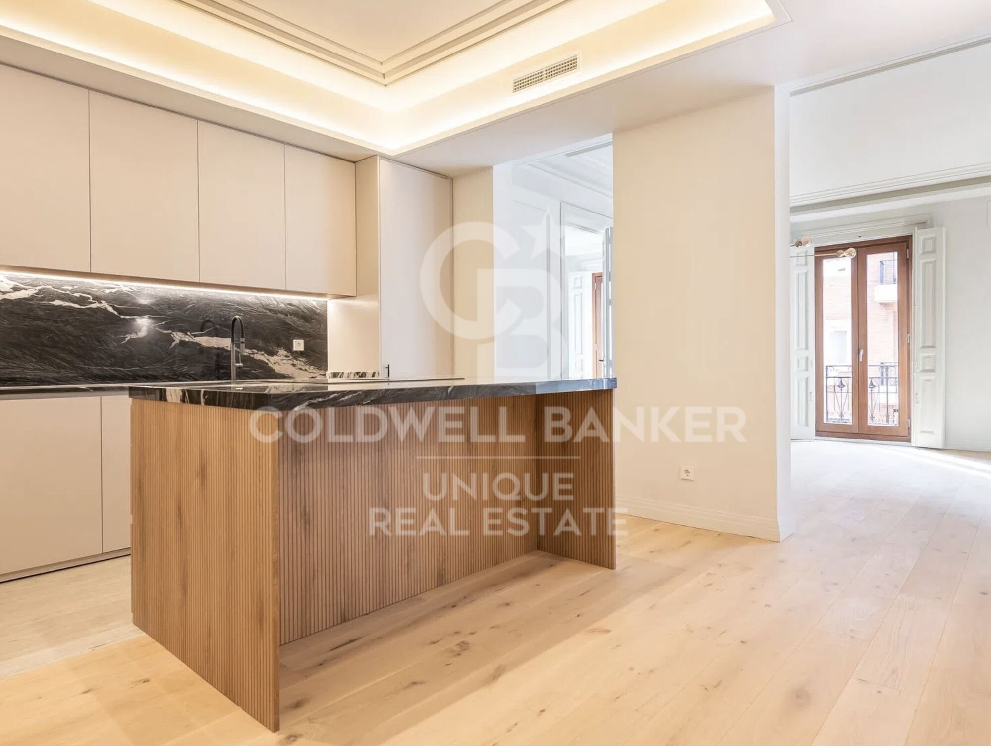Appartement extérieur rénové au centre de Madrid