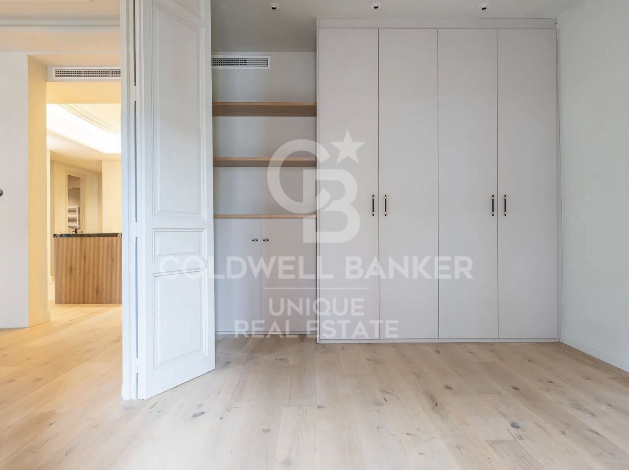 Appartement extérieur rénové au centre de Madrid