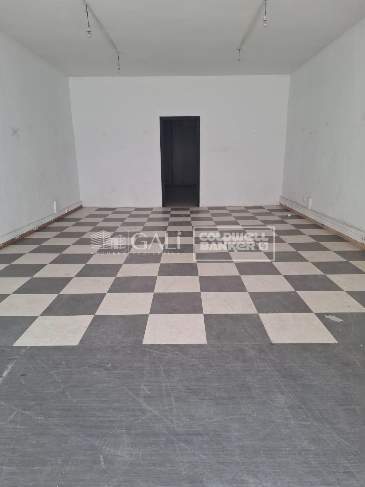 Local comercial Alquiler Encamp