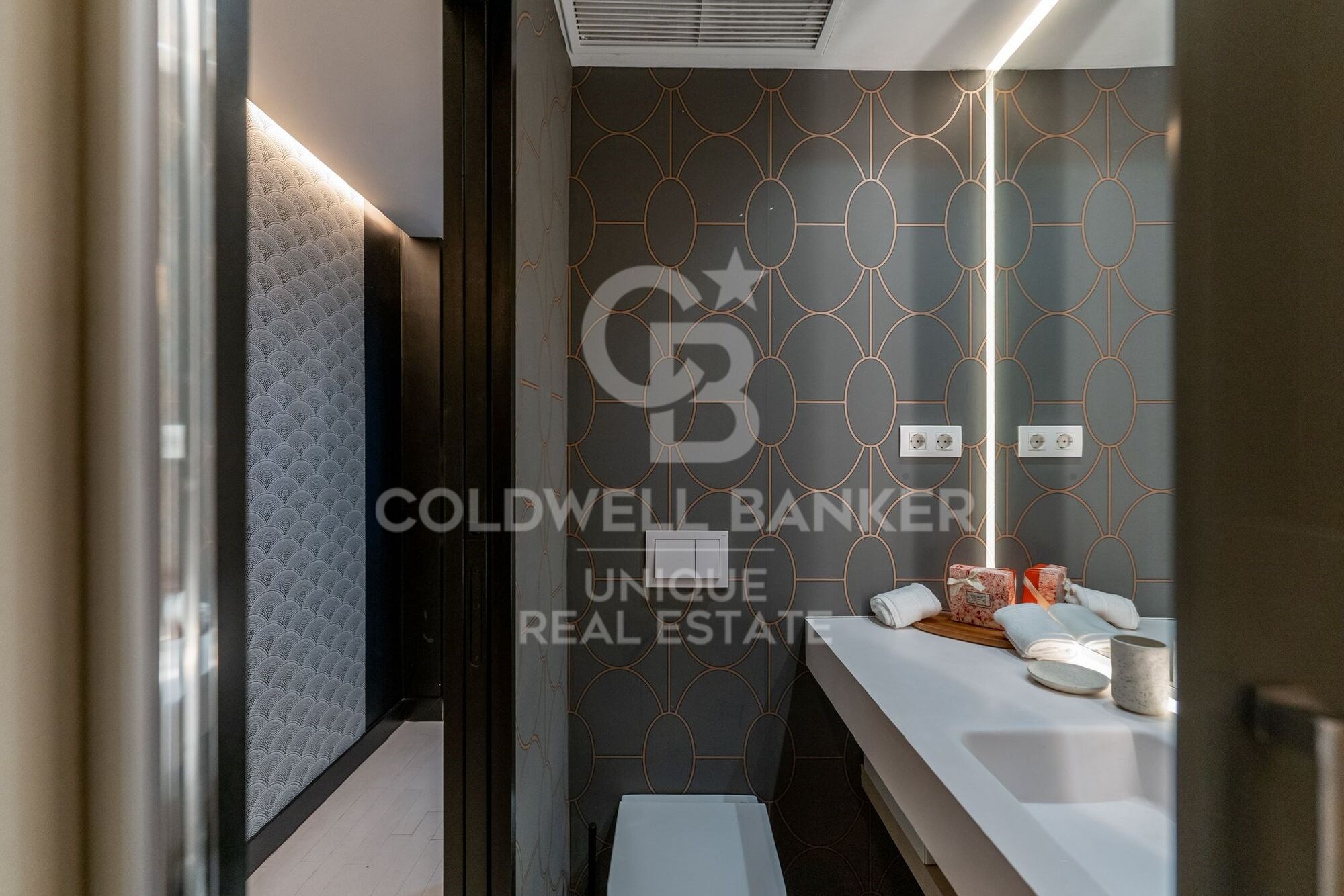 Renovated exterior apartment in Ibiza, Madrid