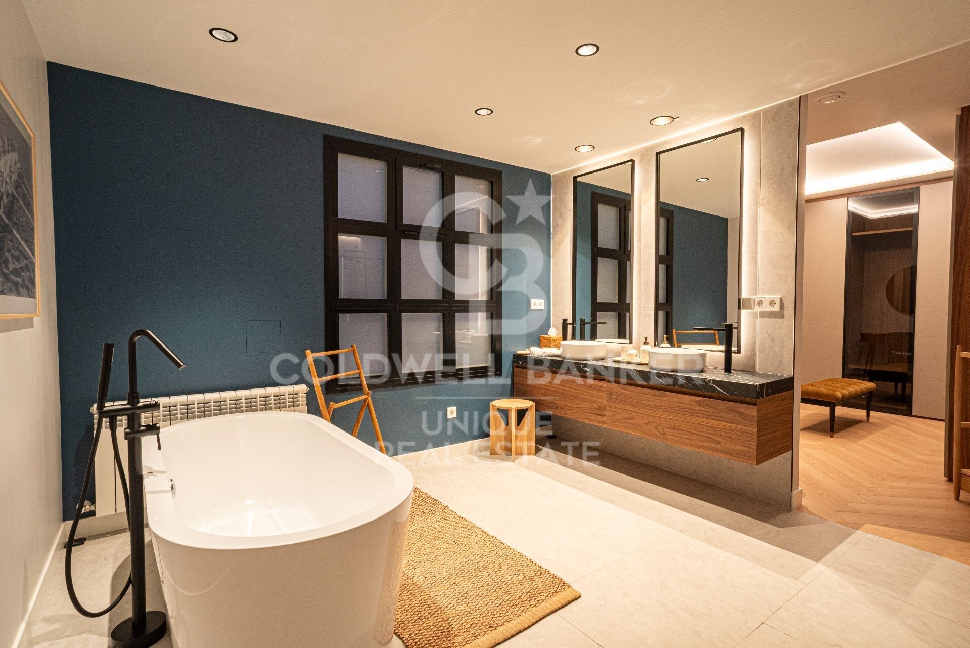 Renovated exterior apartment in Goya, Madrid