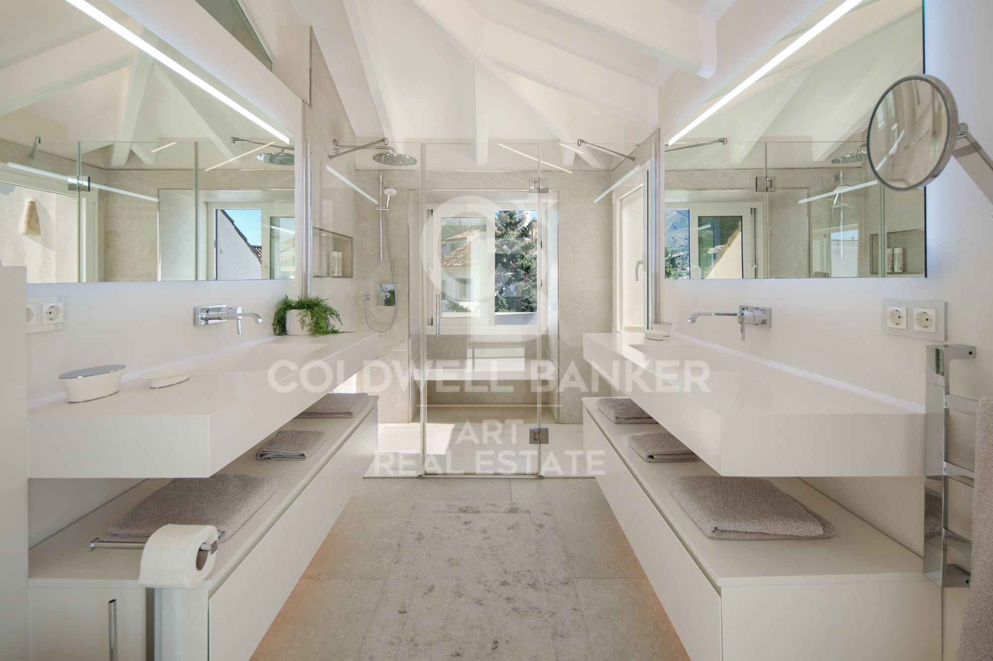 Spectacular duplex penthouse in Golden Mile- Marbella