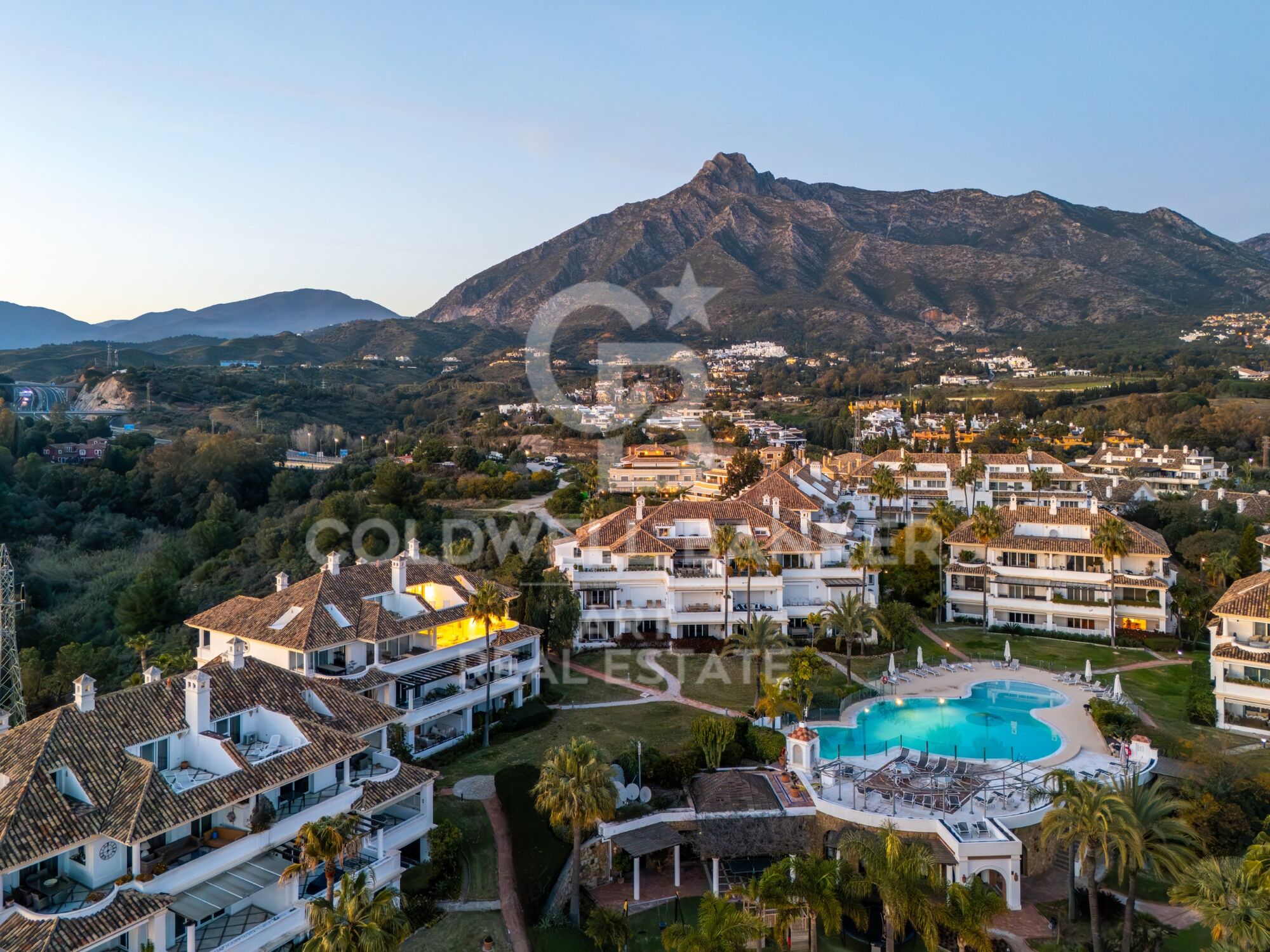Spectacular duplex penthouse in Golden Mile- Marbella