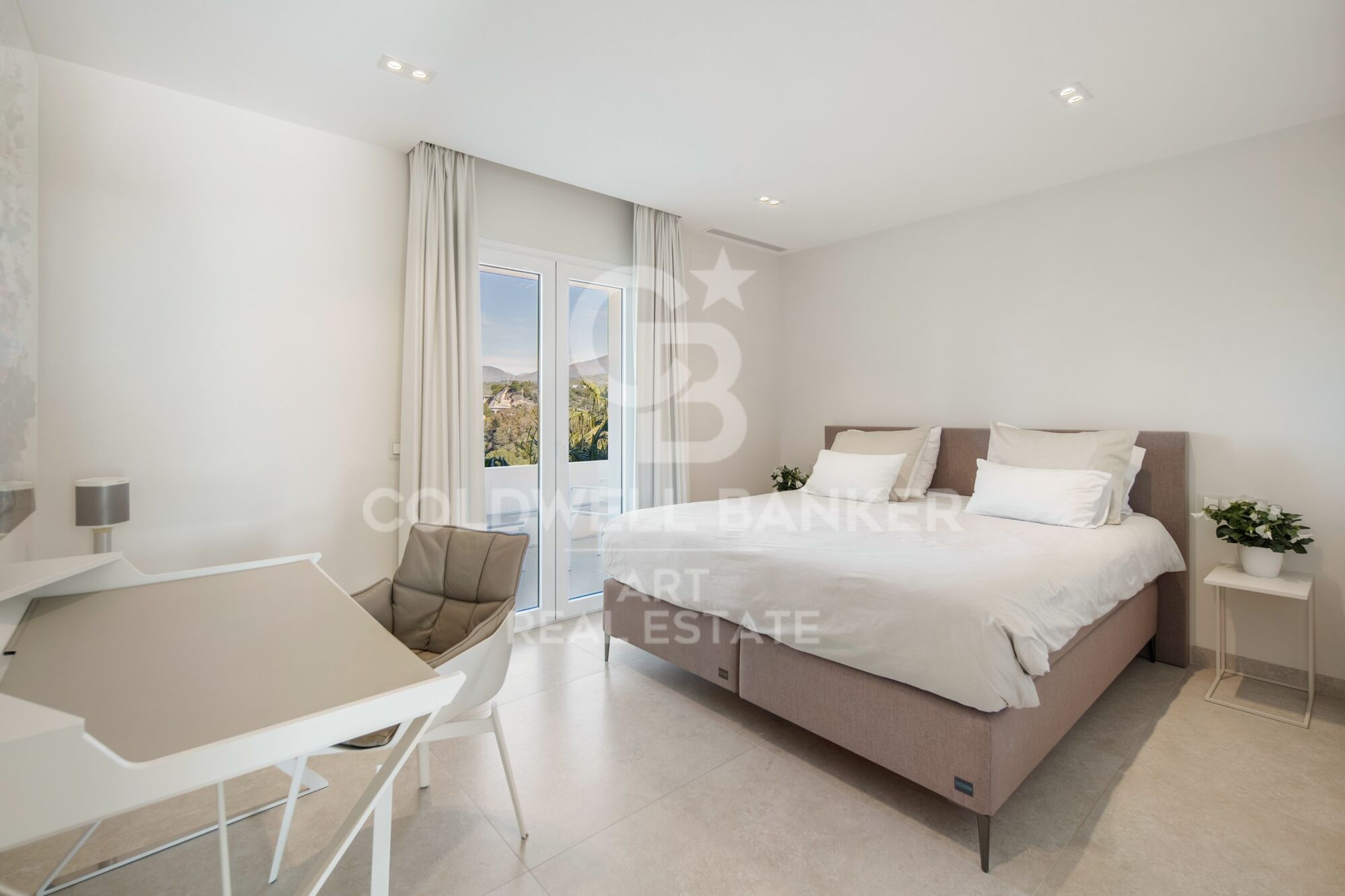 Spektakuläres Duplex-Penthouse in Golden Mile- Marbella