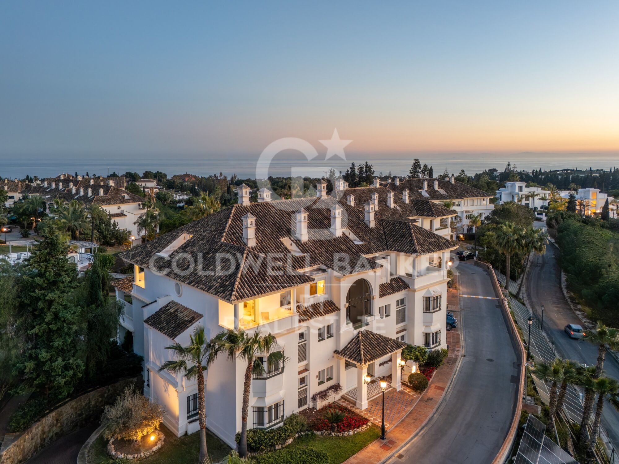 Spektakuläres Duplex-Penthouse in Golden Mile- Marbella