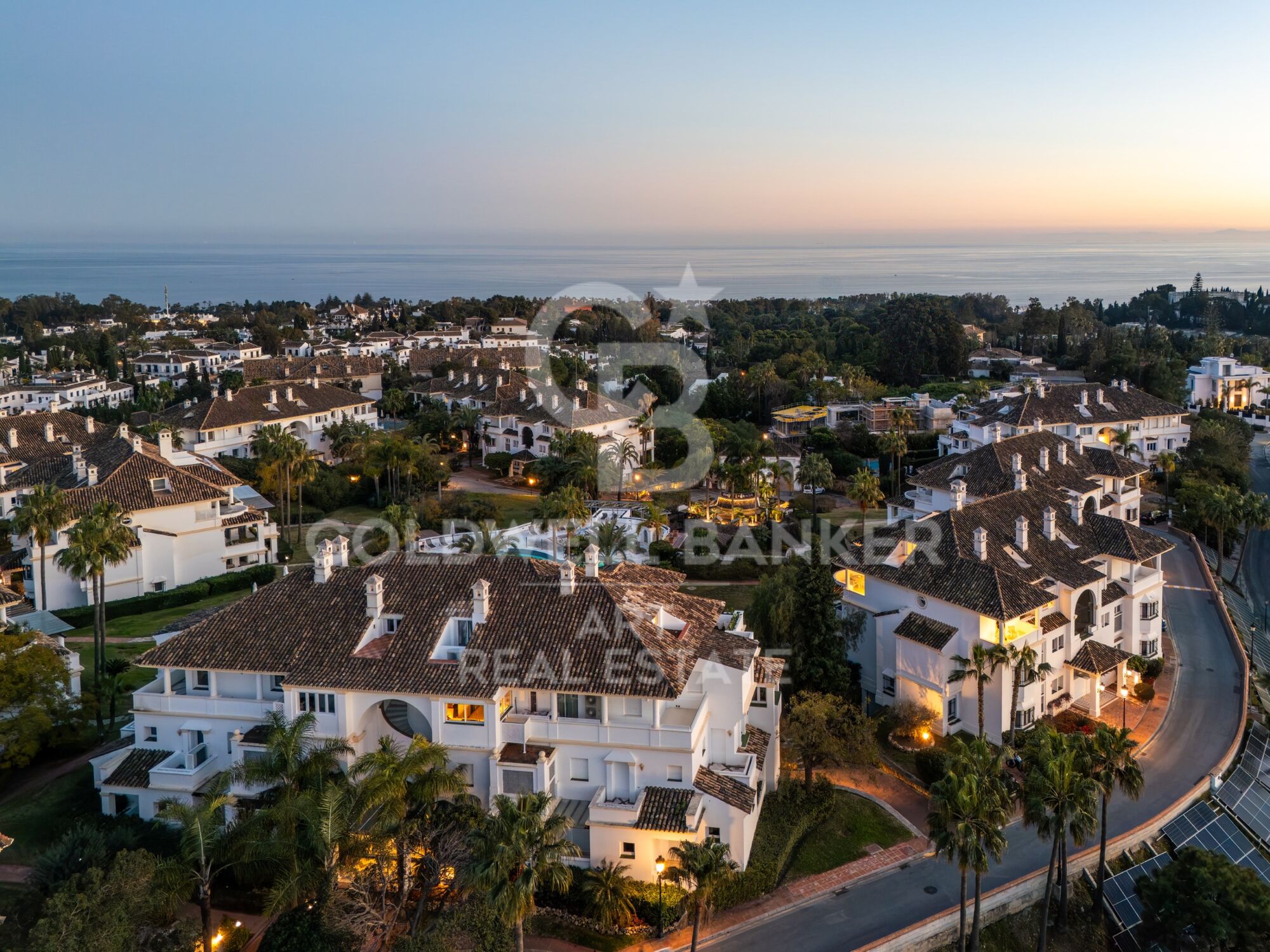 Spectacular duplex penthouse in Golden Mile- Marbella