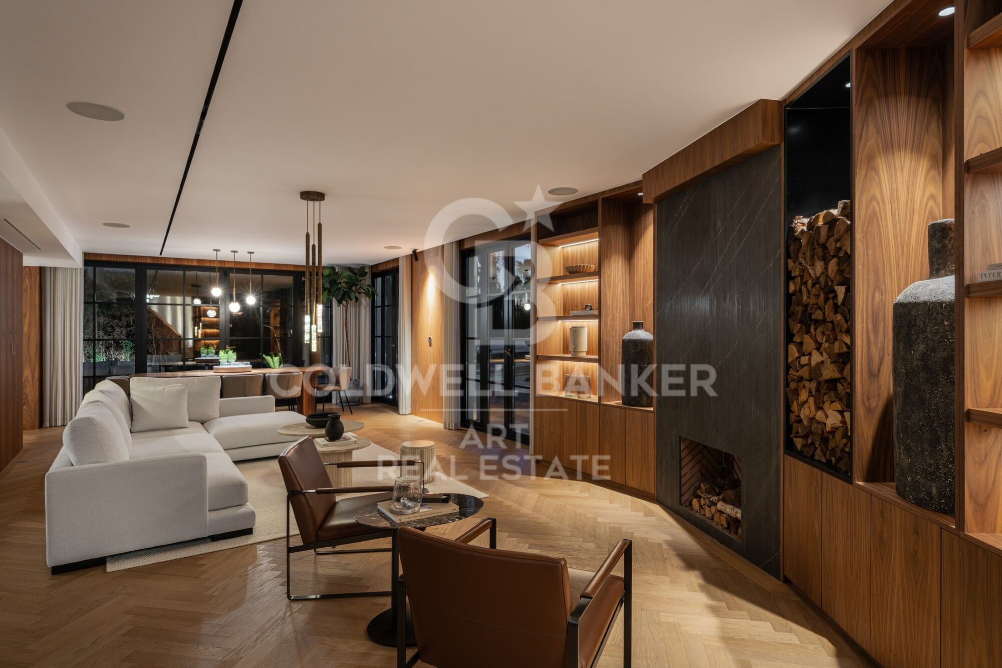 Preciosa villa con vistas abiertas al mar y al golf- Marbella