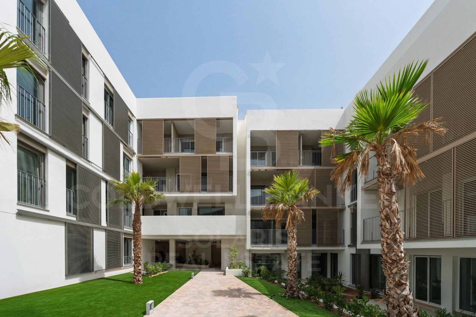 Penthouse duplex premium à côté du port et de la vieille ville