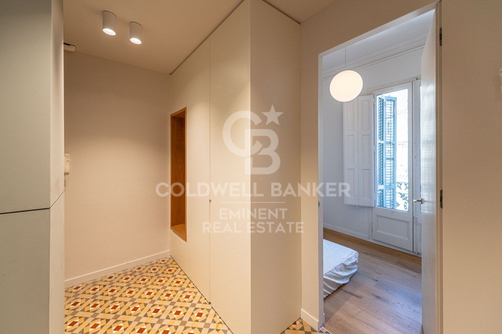 Exklusive Luxus-Design-Wohnung mit Parkblick im Eixample