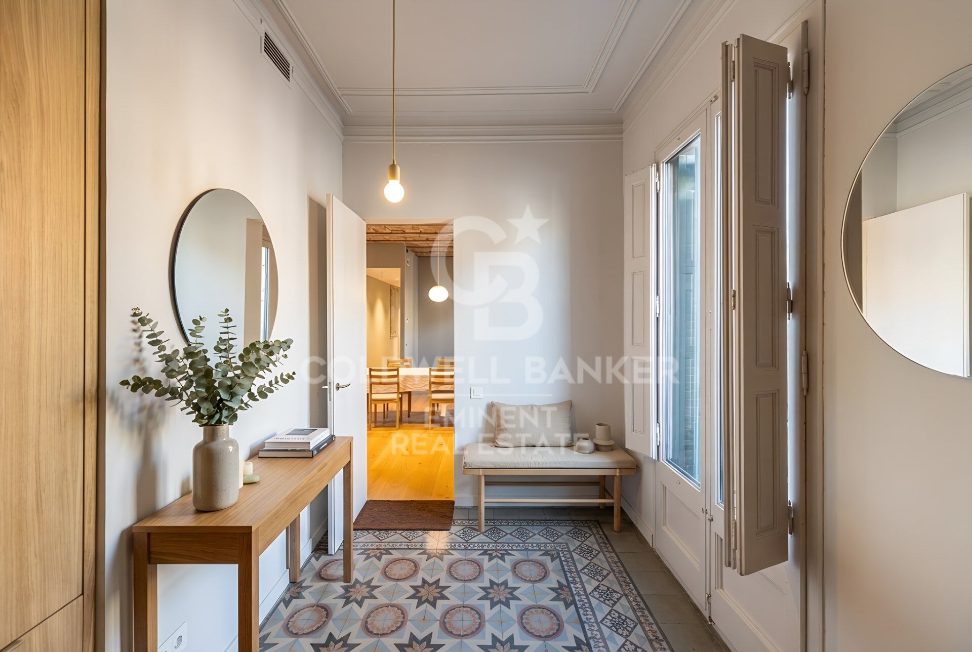 Exclusive Luxury Renovated Apartment with Park Views in Eixample