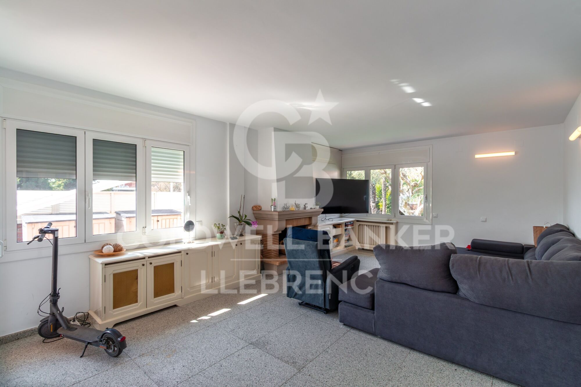 Detached house with swimming pool, garden and large terraces in La Plana - Bellsoleig