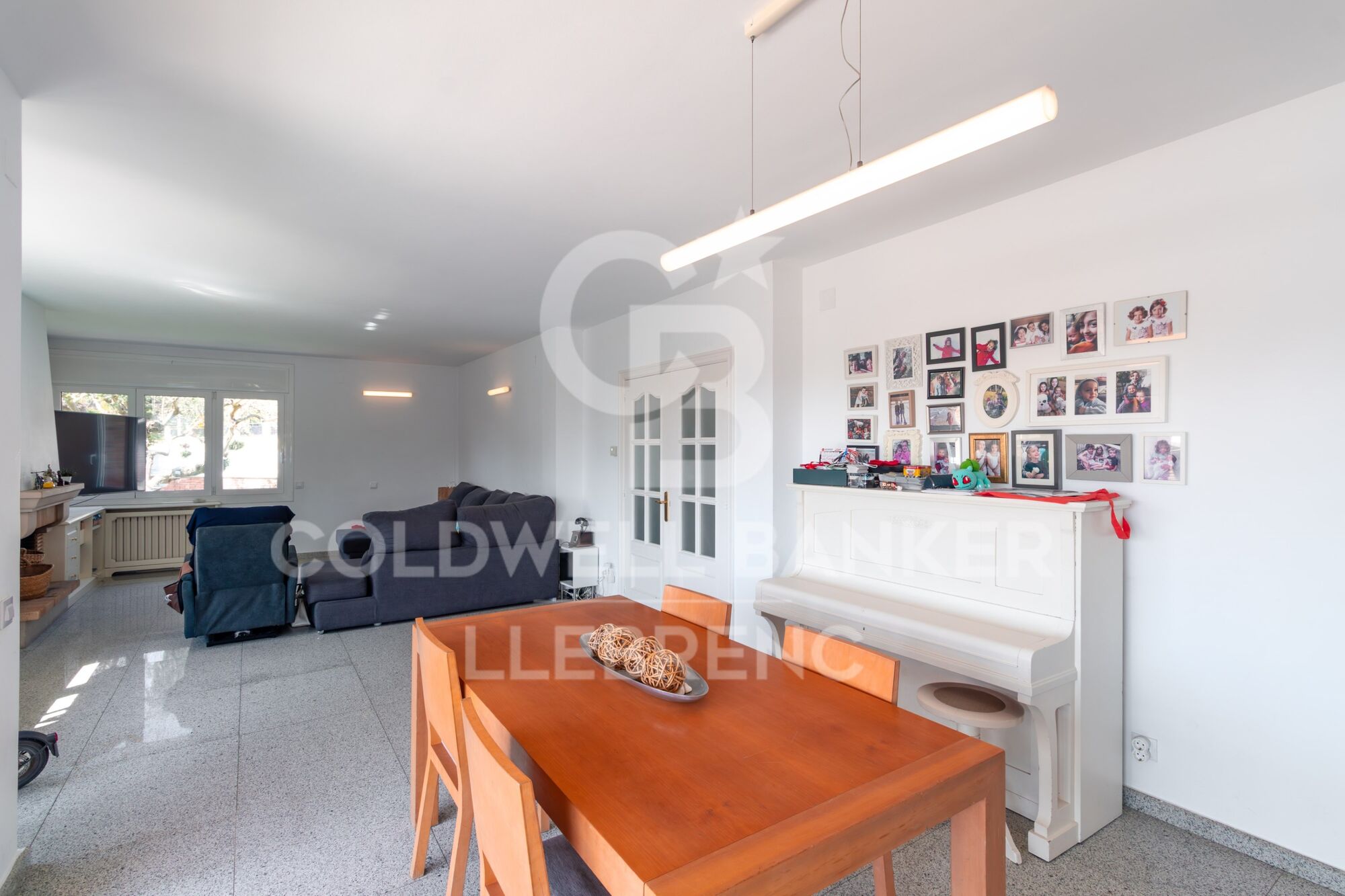 Detached house with swimming pool, garden and large terraces in La Plana - Bellsoleig