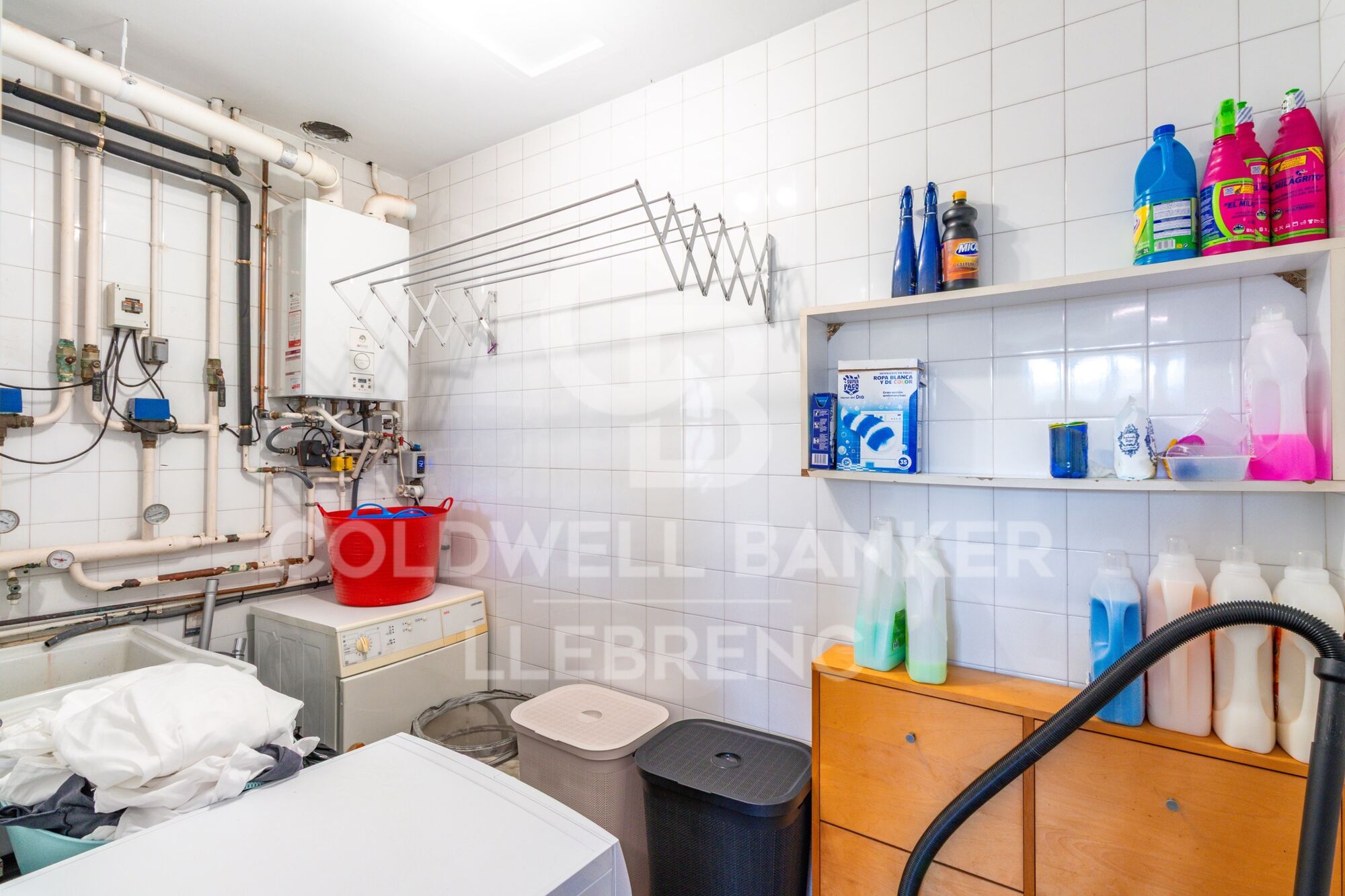 Detached house with swimming pool, garden and large terraces in La Plana - Bellsoleig