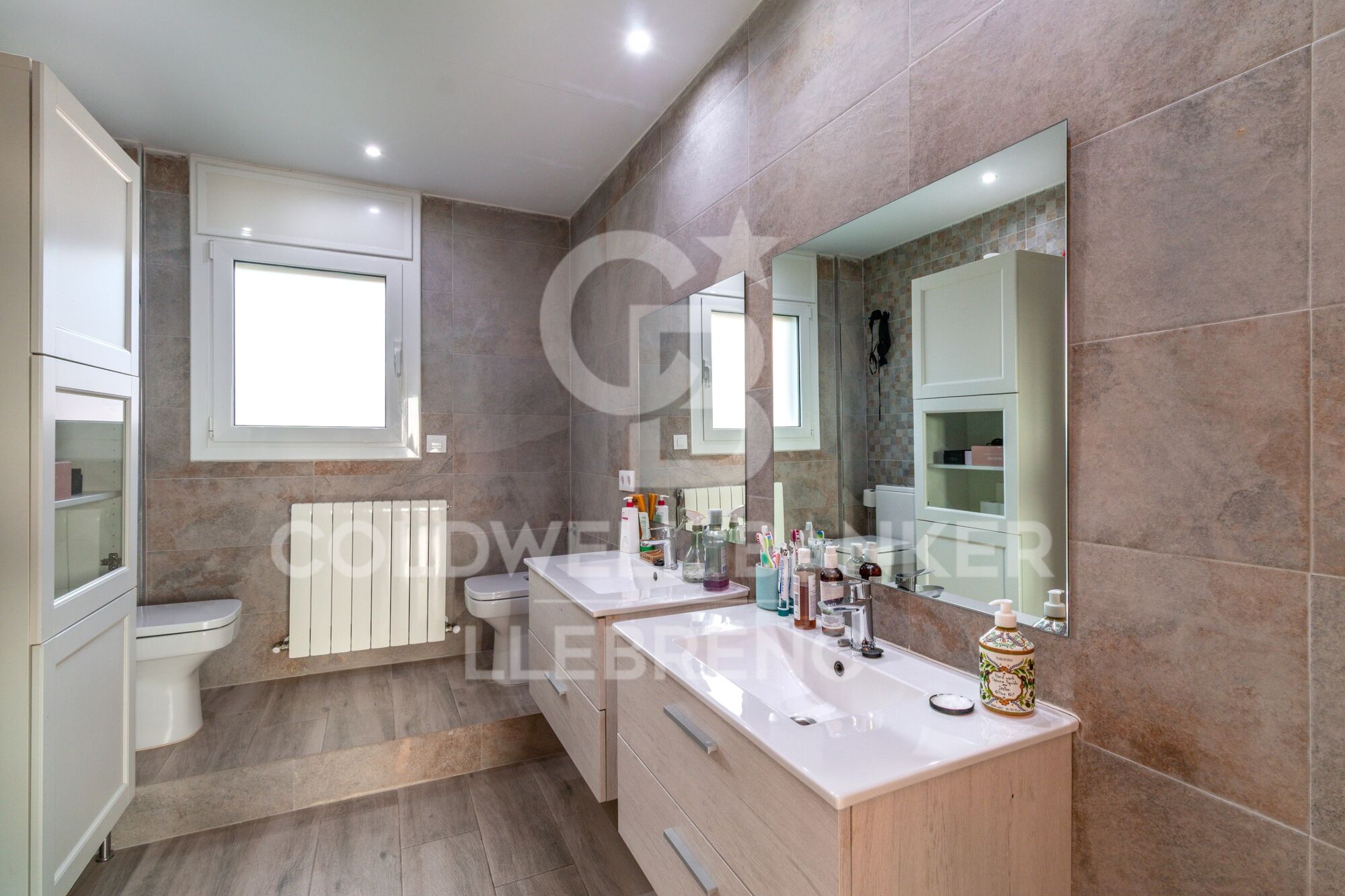 Detached house with swimming pool, garden and large terraces in La Plana - Bellsoleig