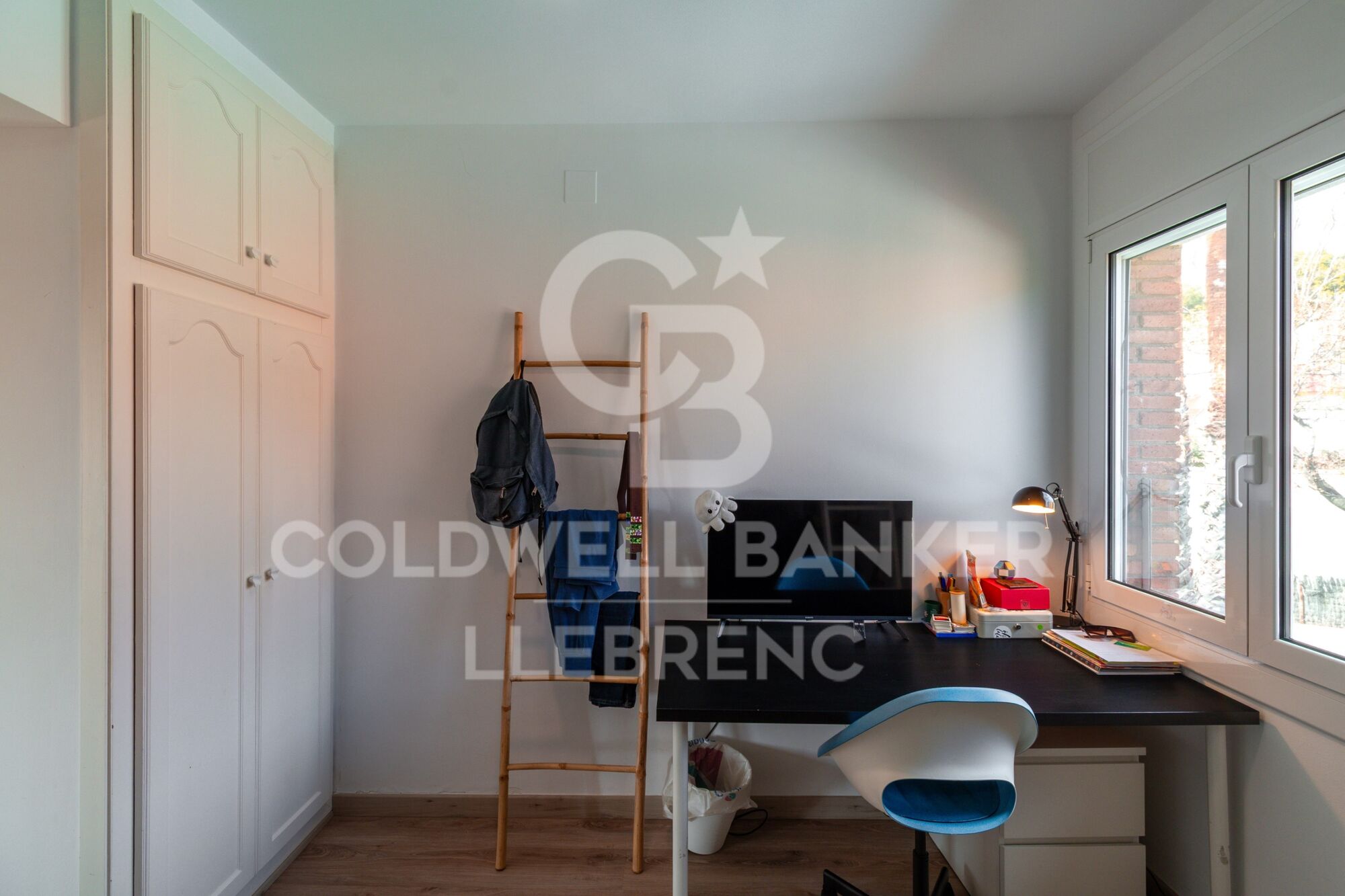 Detached house with swimming pool, garden and large terraces in La Plana - Bellsoleig