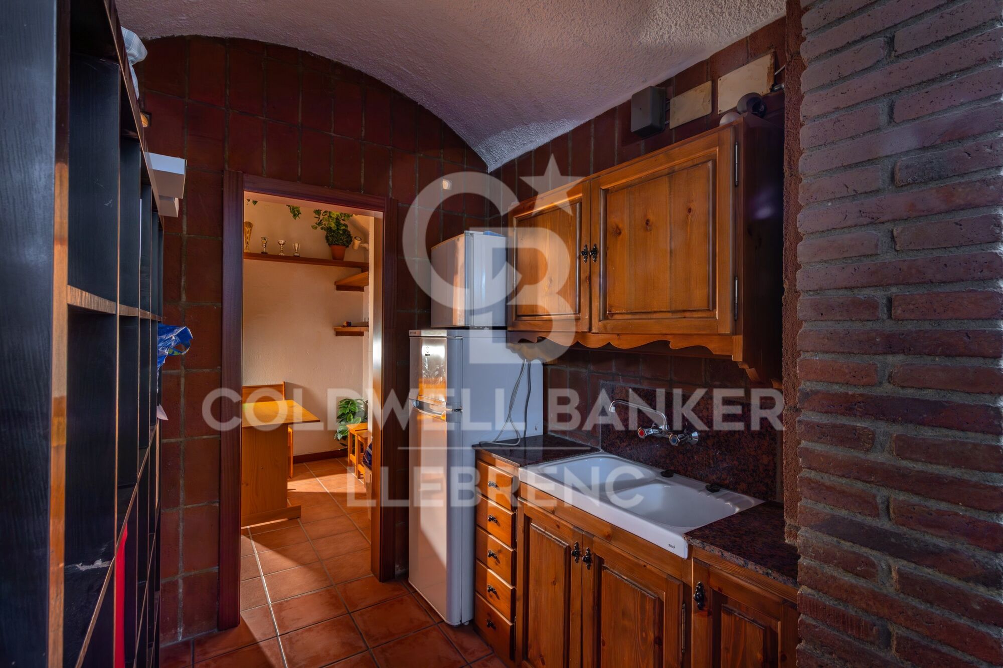 Casa unifamiliar con piscina, jardín y amplias terrazas en venta en La Plana - Bellsoleig