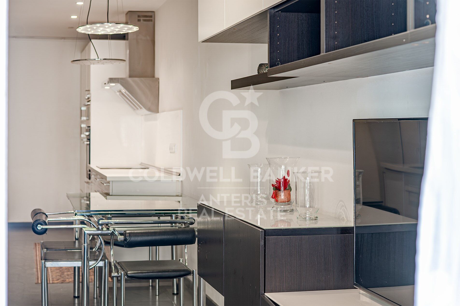 Bright apartment with terrace in Camp d'En Grassot-Gràcia Nova